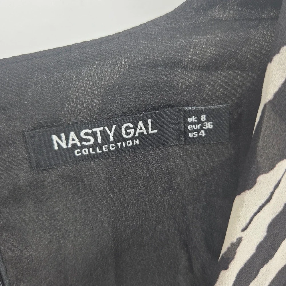 NASTY‎ GAL Romper 4 Black Zebra Print Puff Sleeve Animal Print Chic Party Night - Picture 3 of 7